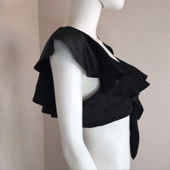 We Wore What M black ruffle tie crop top - Picture 4 of 14